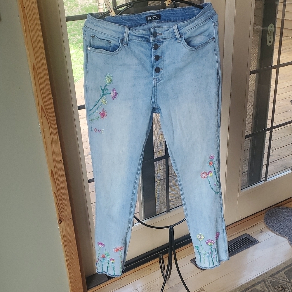 APNY Light Blue Embroidered Button-Up Fly Sz. 8 Jeans